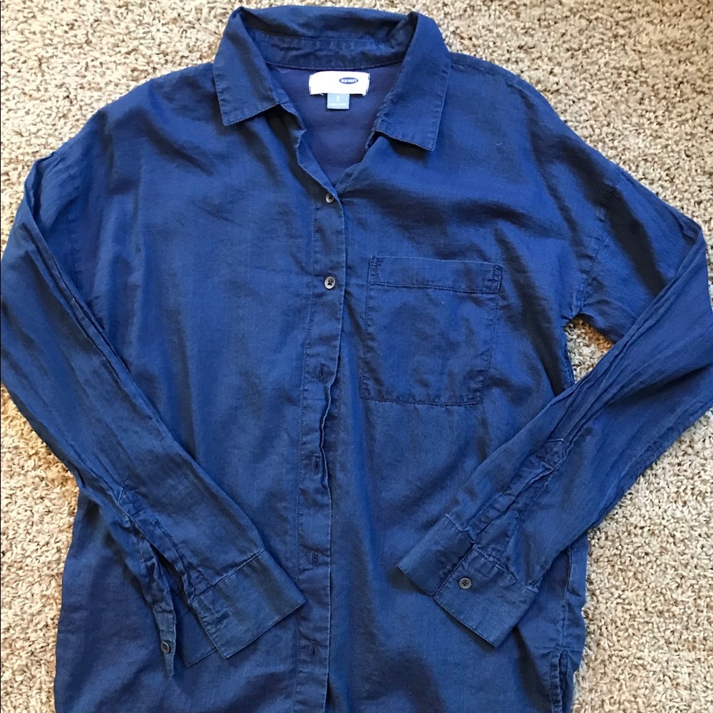 Old Navy boyfriend-style chambray button-down